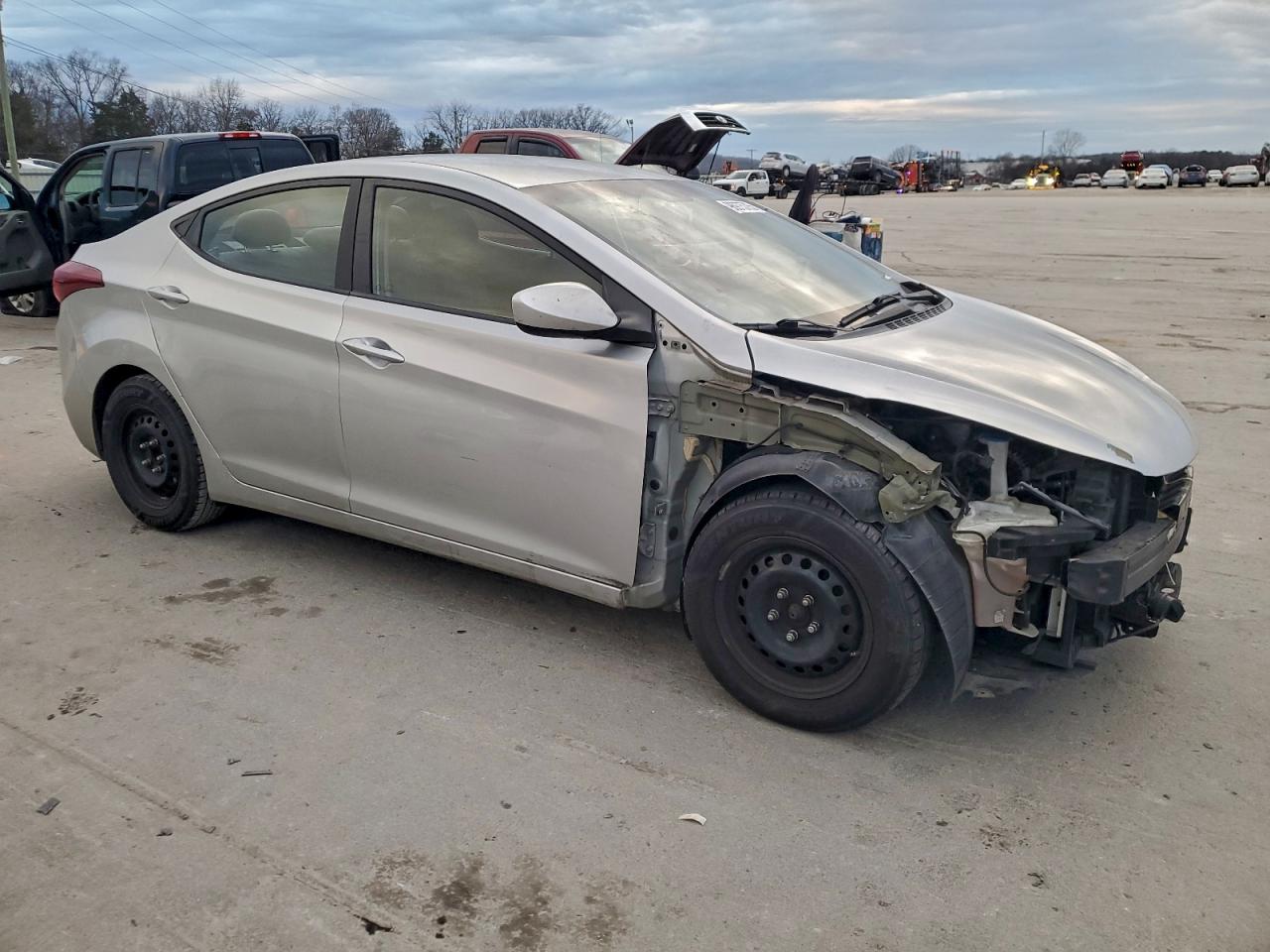 2016 HYUNDAI ELANTRA SE photo 4