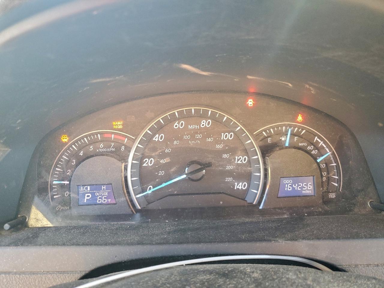 2013 TOYOTA CAMRY L photo 17
