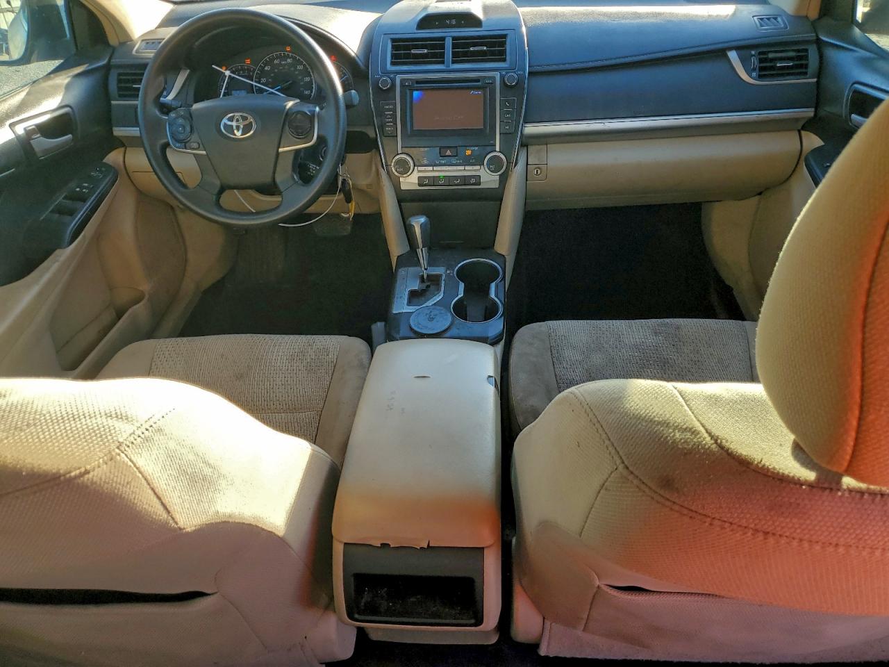 2013 TOYOTA CAMRY L photo 15