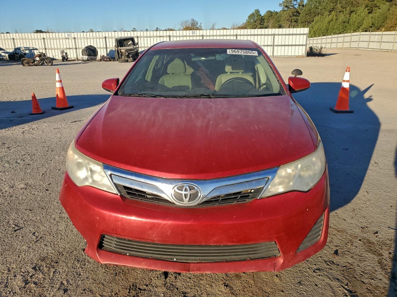 2013 TOYOTA CAMRY L photo 9