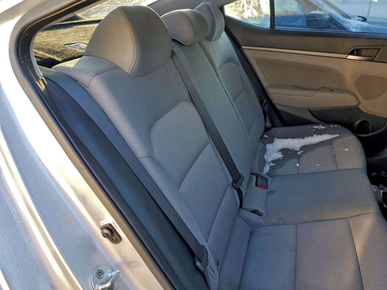 2017 HYUNDAI ELANTRA SE photo 19