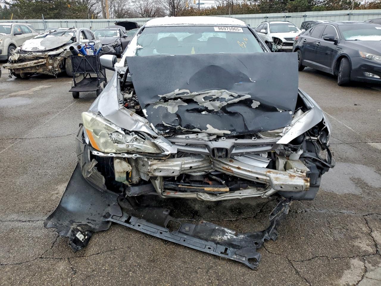 2005 HONDA ACCORD LX photo 5