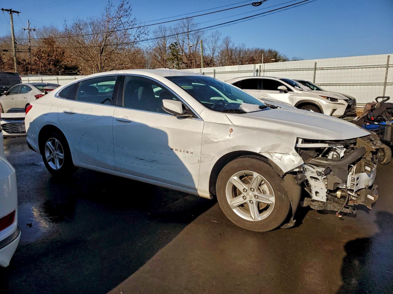 2024 CHEVROLET MALIBU LT photo 4