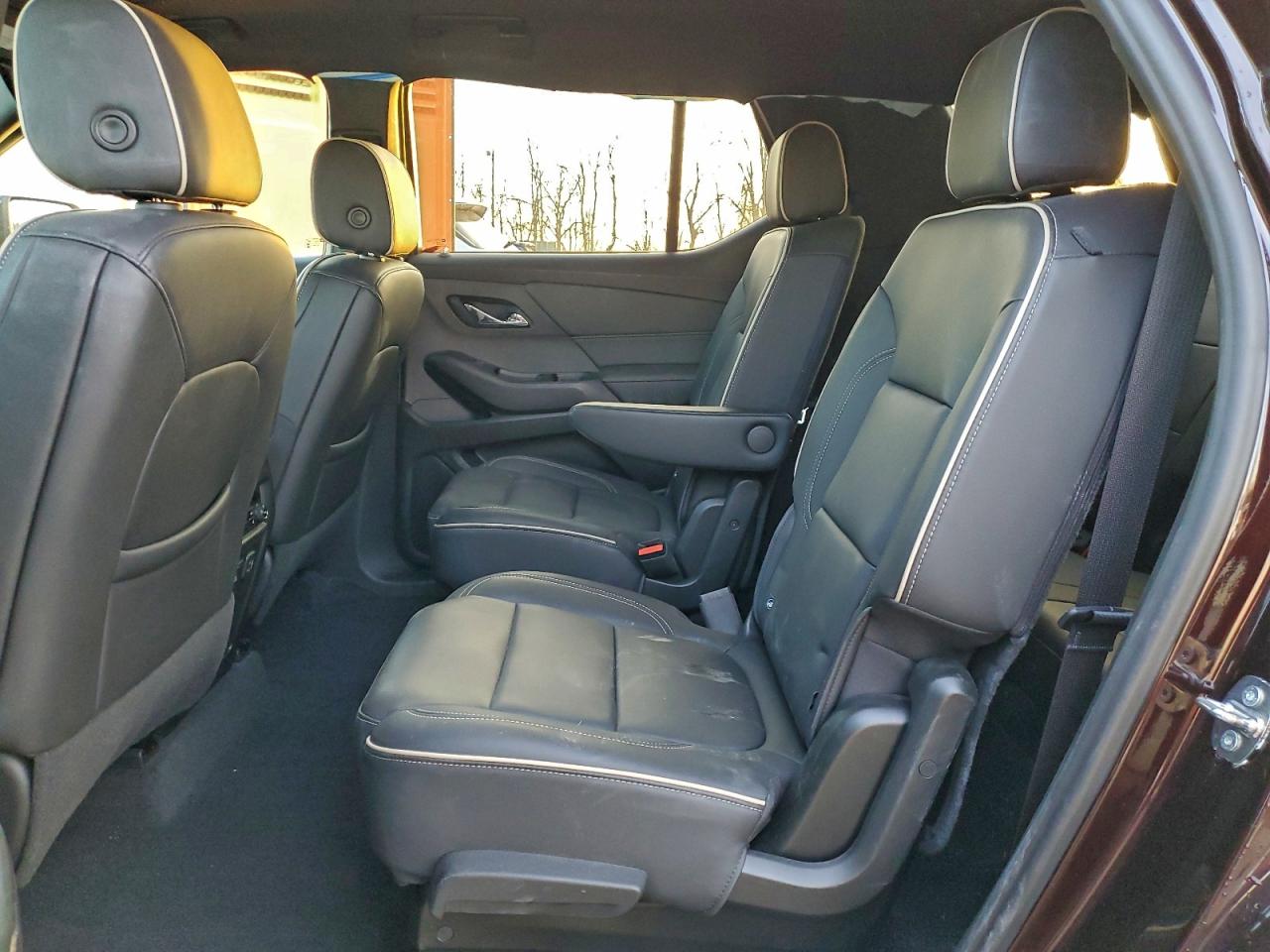 2023 CHEVROLET TRAVERSE PREMIER photo 11