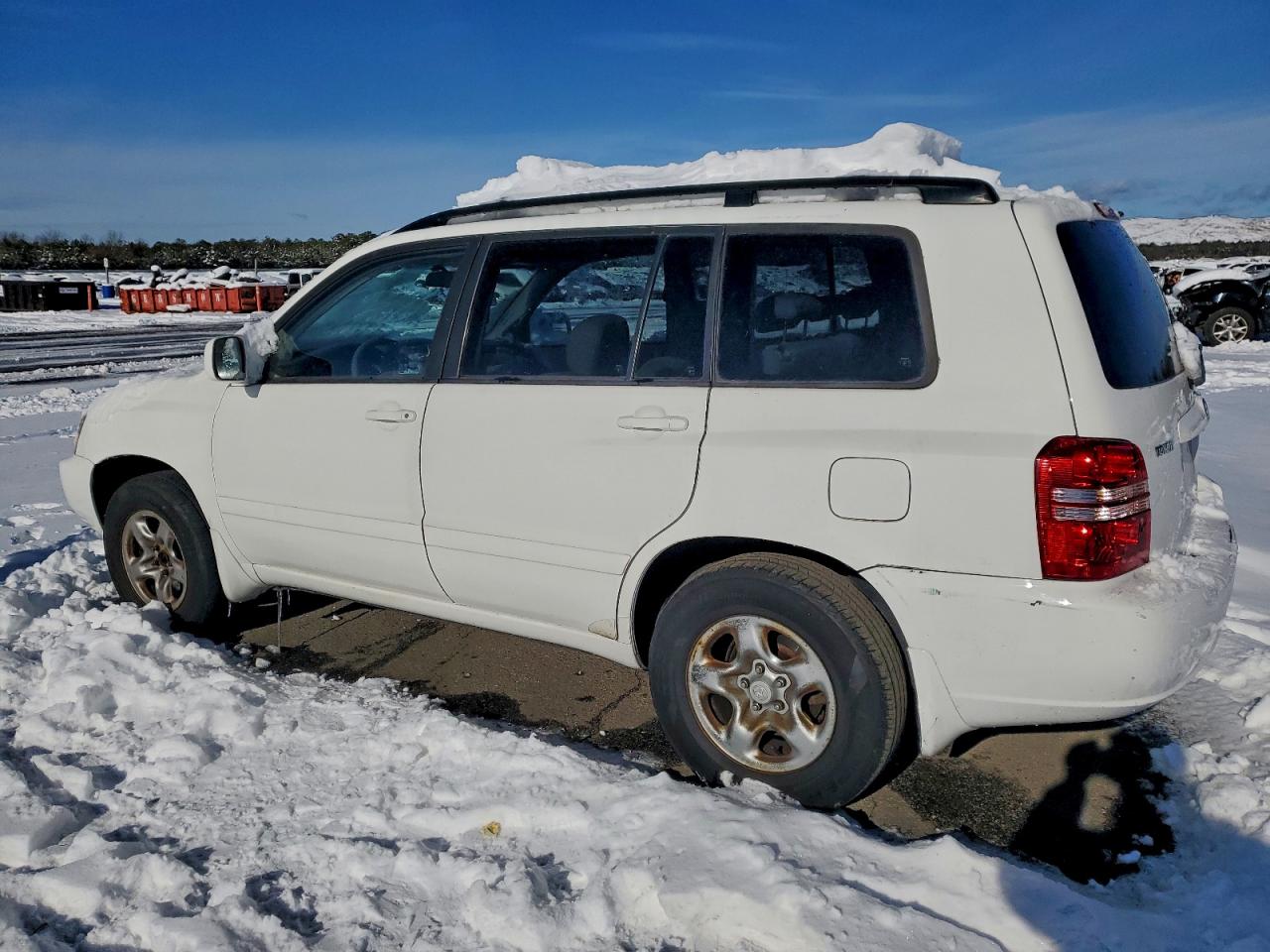 2003 TOYOTA HIGHLANDER photo 2