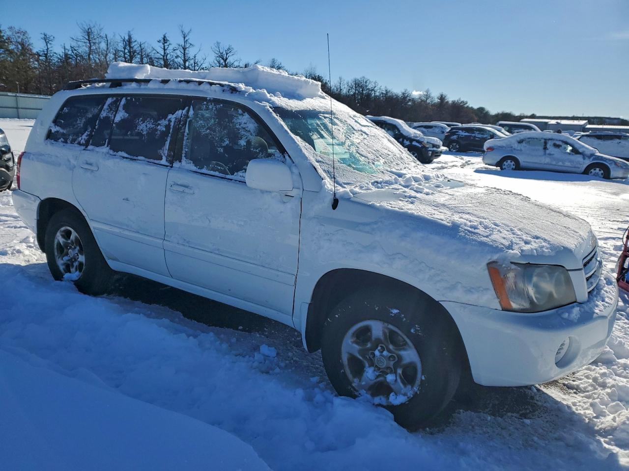 2003 TOYOTA HIGHLANDER photo 4