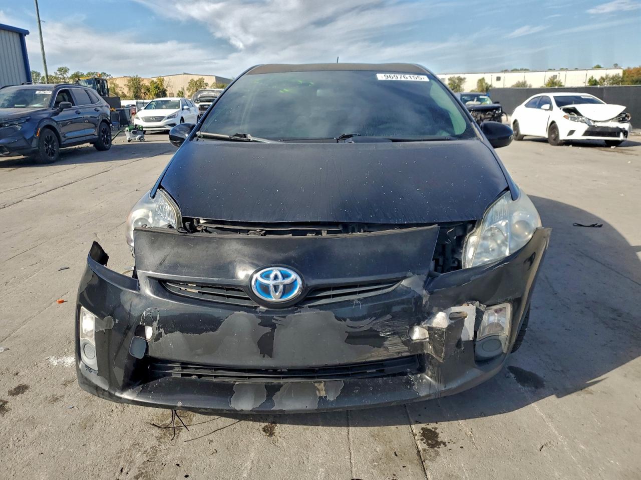 2011 TOYOTA PRIUS photo 9