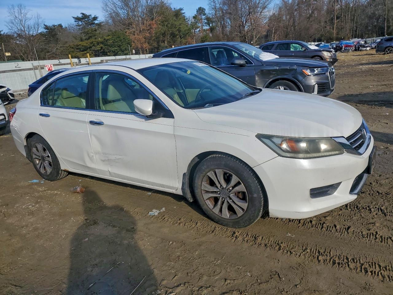 2013 HONDA ACCORD LX photo 4