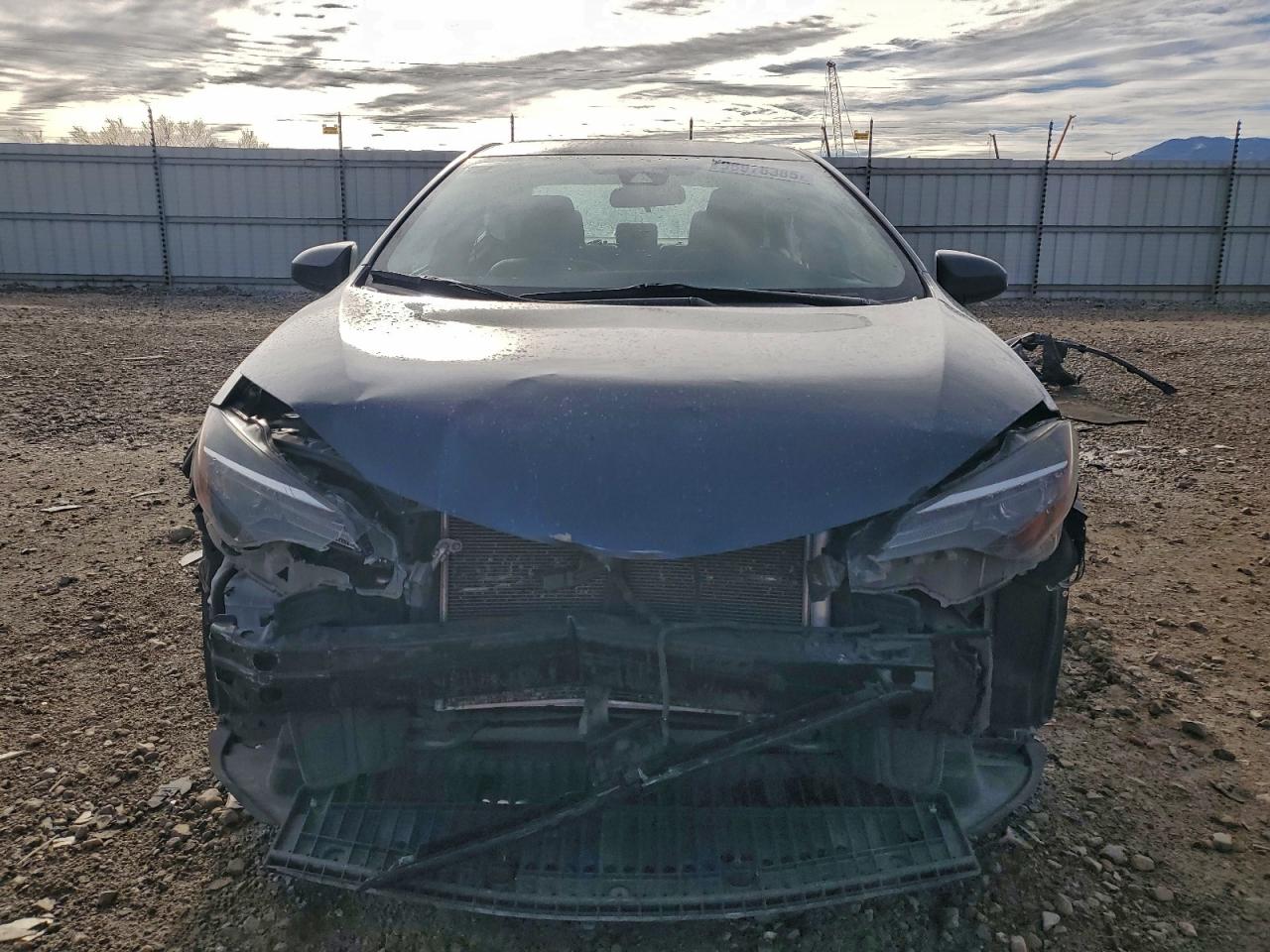 2018 TOYOTA COROLLA L photo 5
