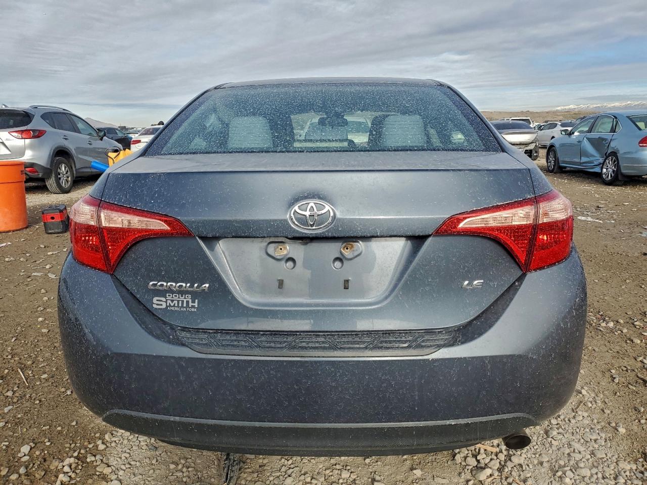 2018 TOYOTA COROLLA L photo 6