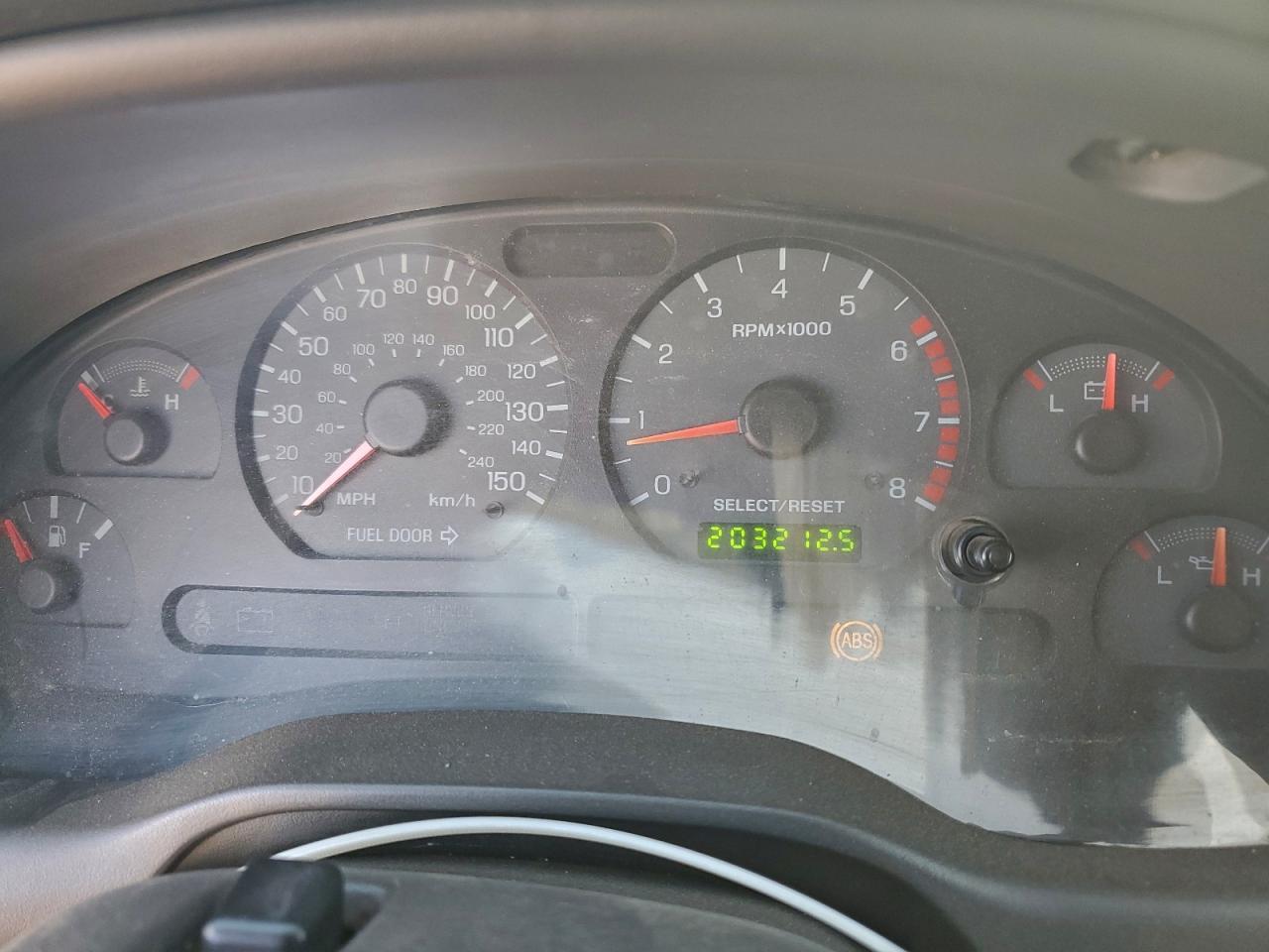 2001 FORD MUSTANG GT photo 9