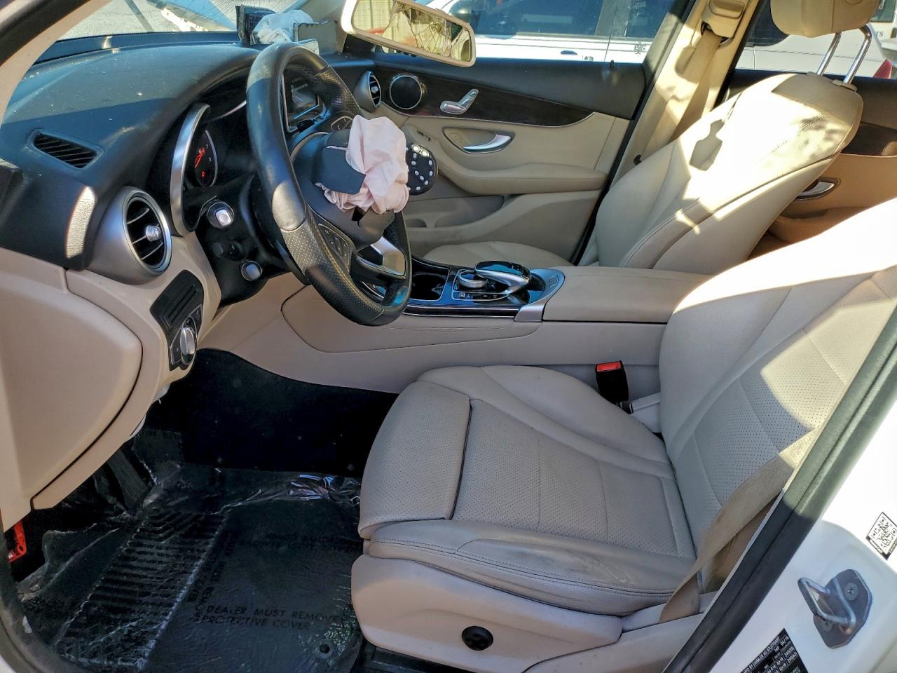 2016 MERCEDES-BENZ GLC 300 photo 13
