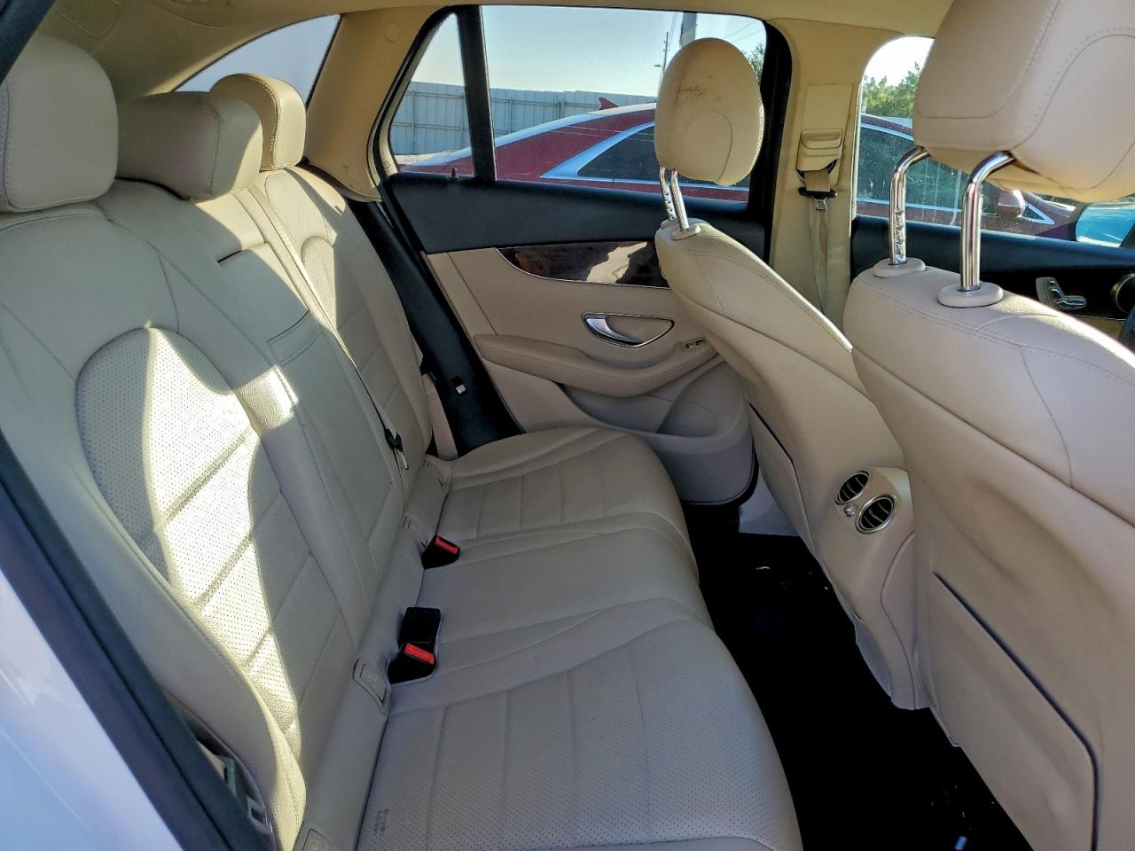 2016 MERCEDES-BENZ GLC 300 photo 21