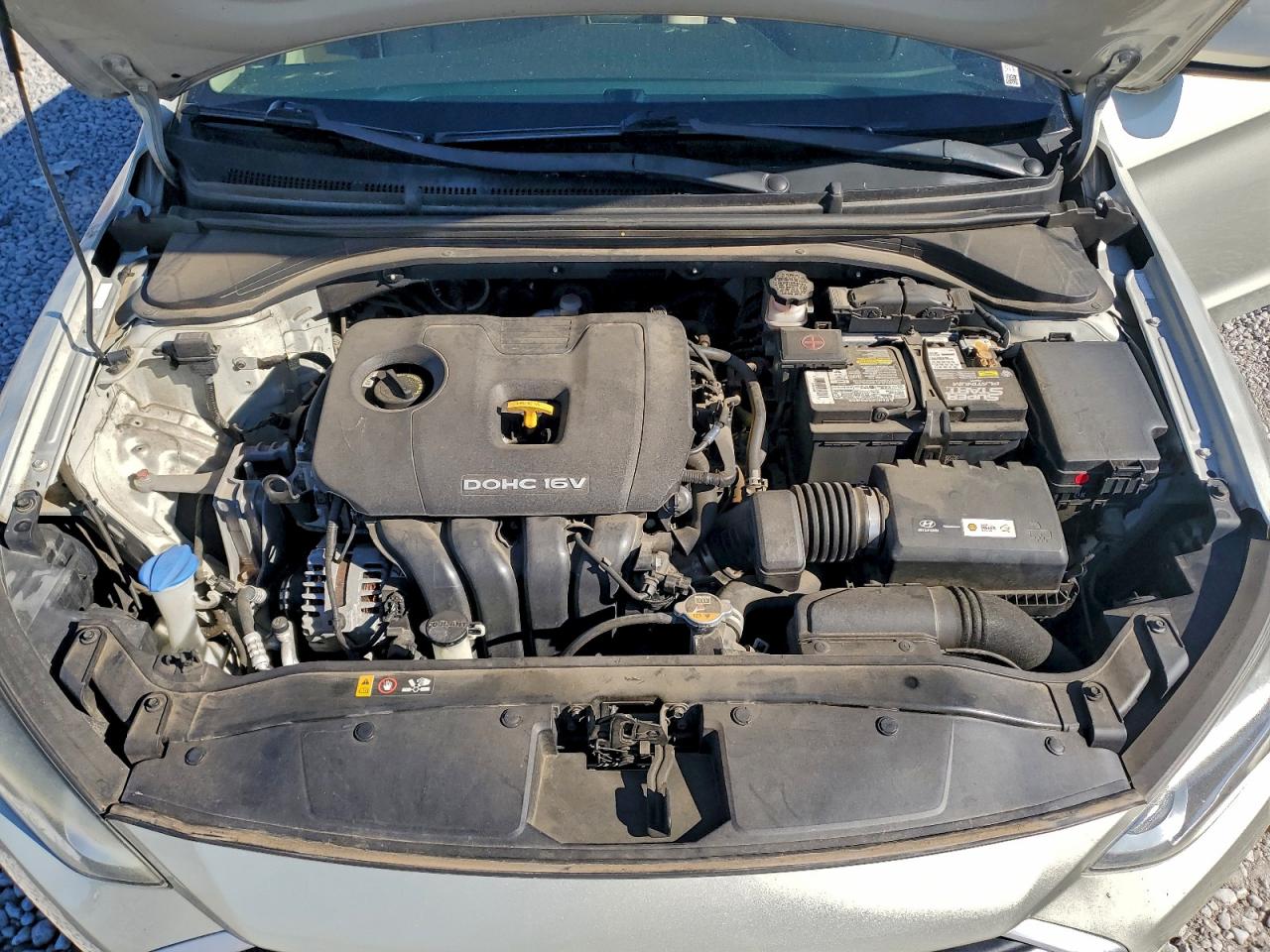 2017 HYUNDAI ELANTRA SE photo 21