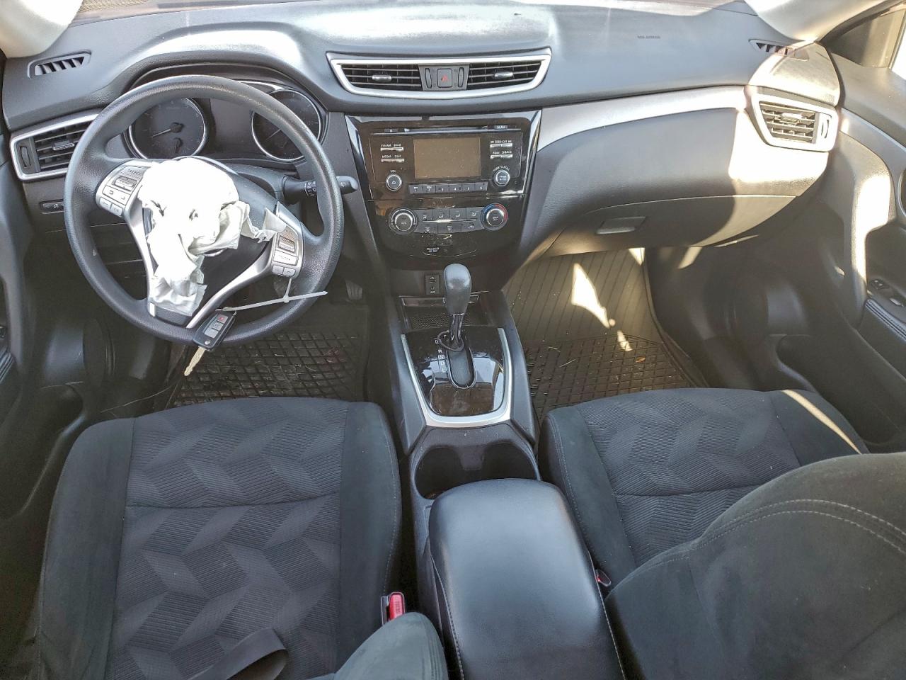 2016 NISSAN ROGUE S photo 15