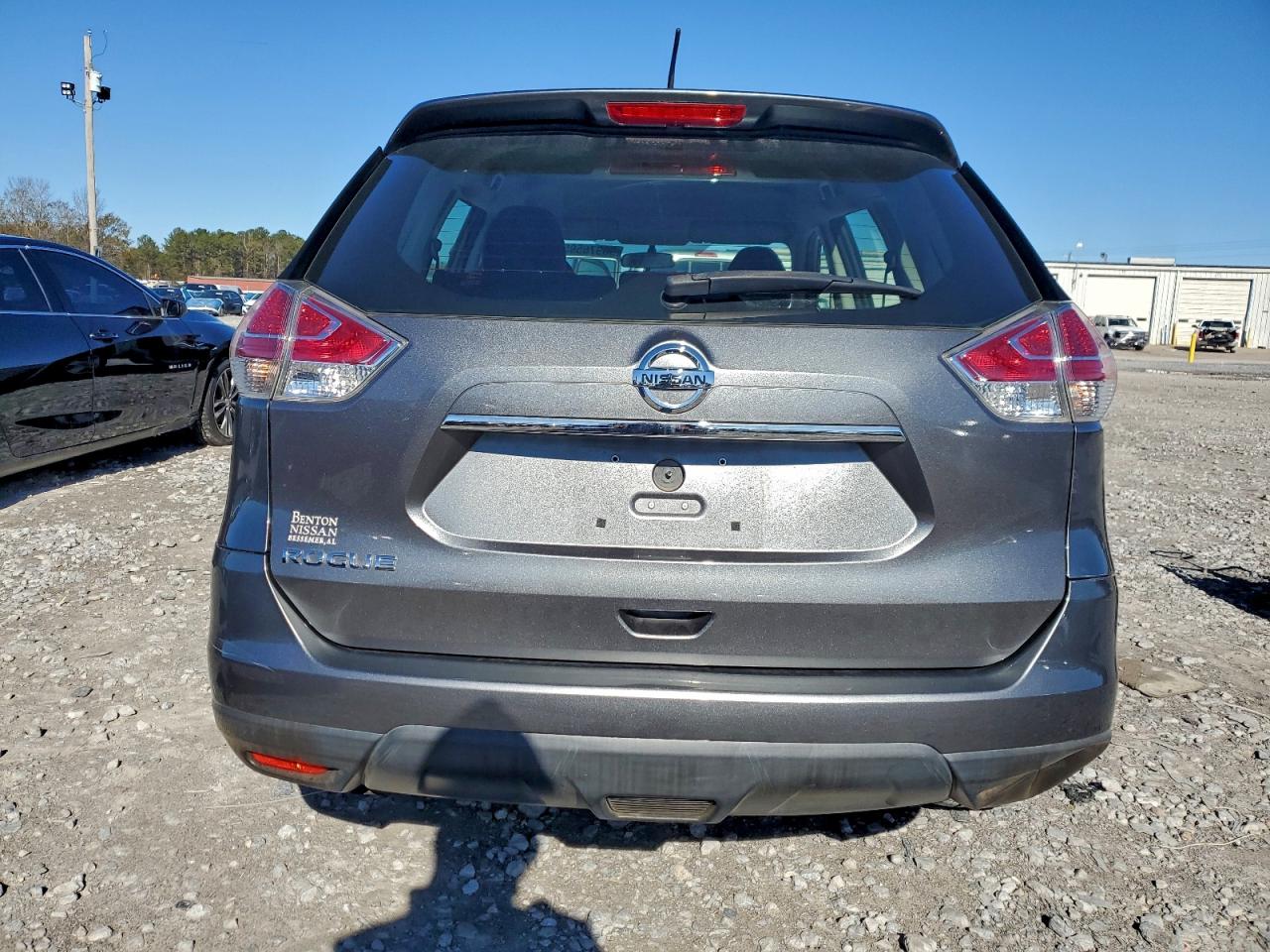 2016 NISSAN ROGUE S photo 11