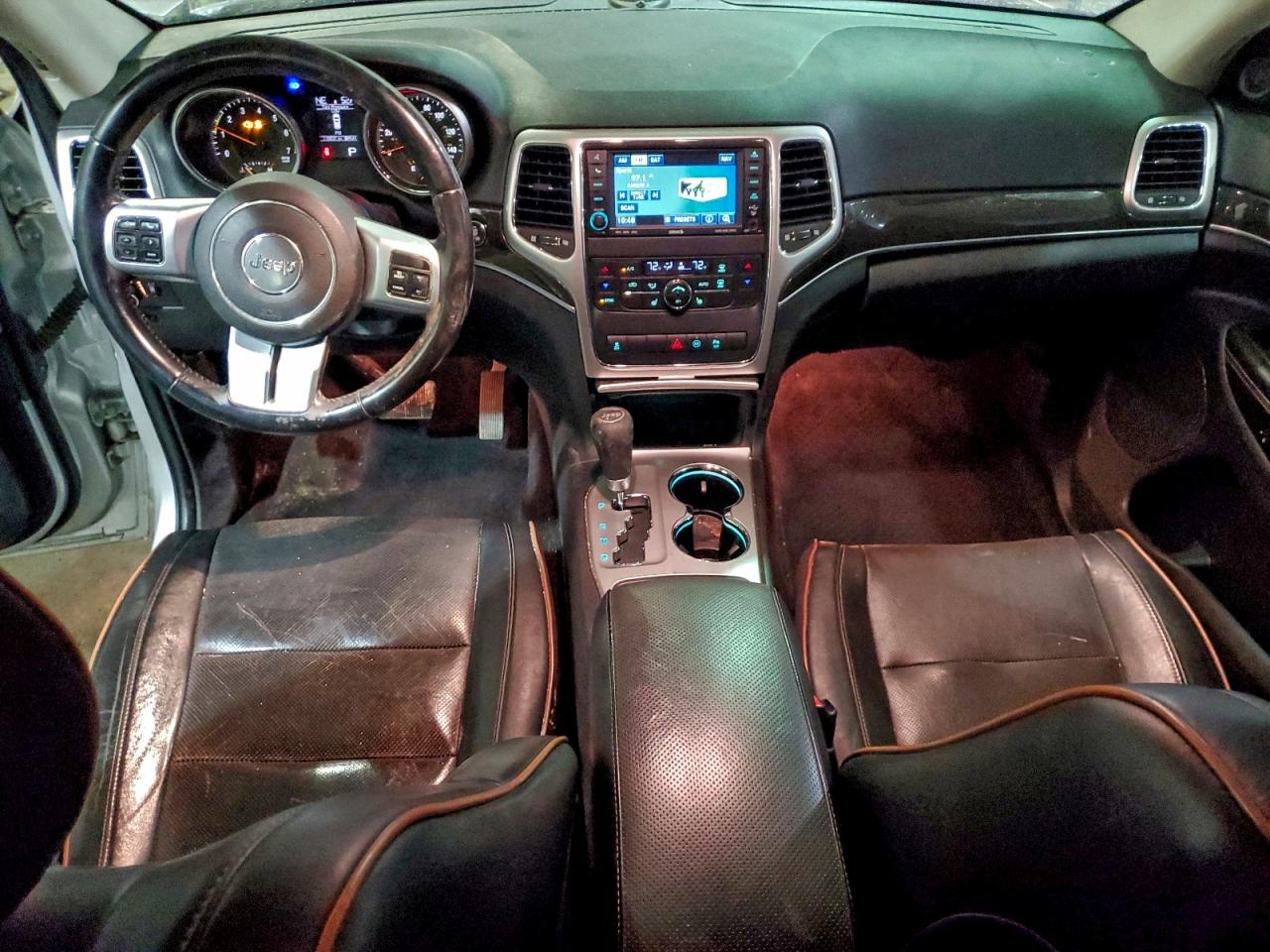 2011 JEEP GRAND CHEROKEE LAREDO photo 15