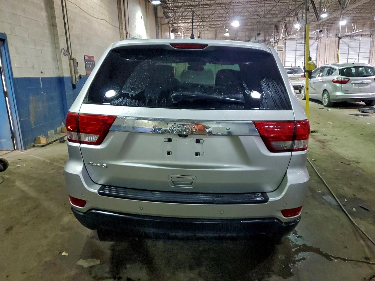 2011 JEEP GRAND CHEROKEE LAREDO photo 11
