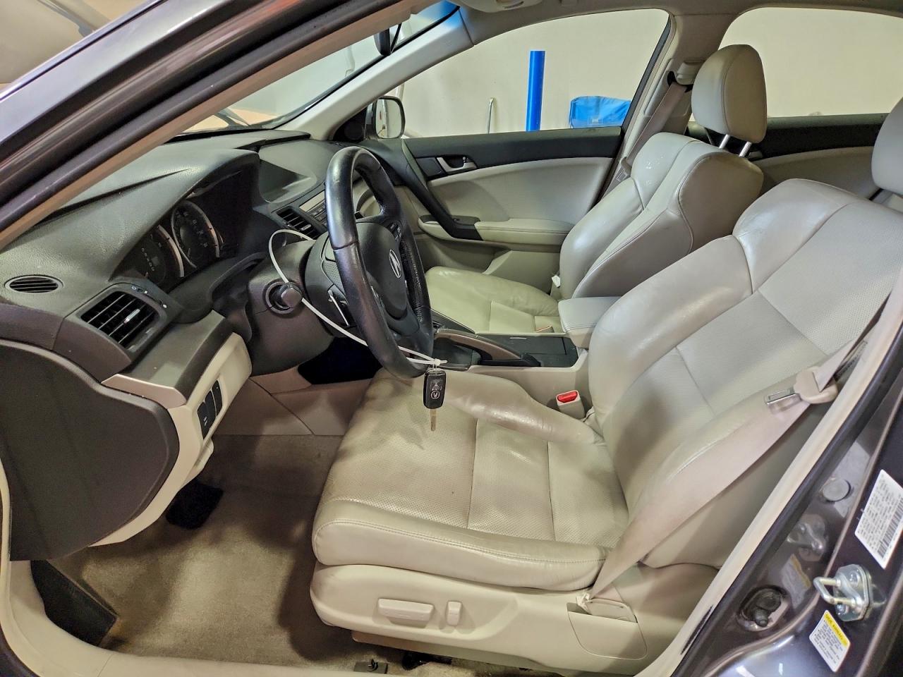 2009 ACURA TSX photo 13