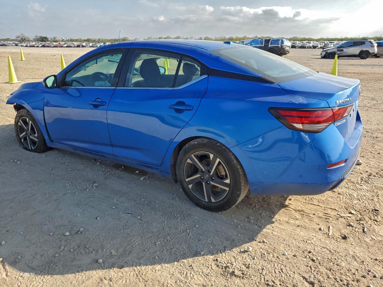 2024 NISSAN SENTRA SV photo 3