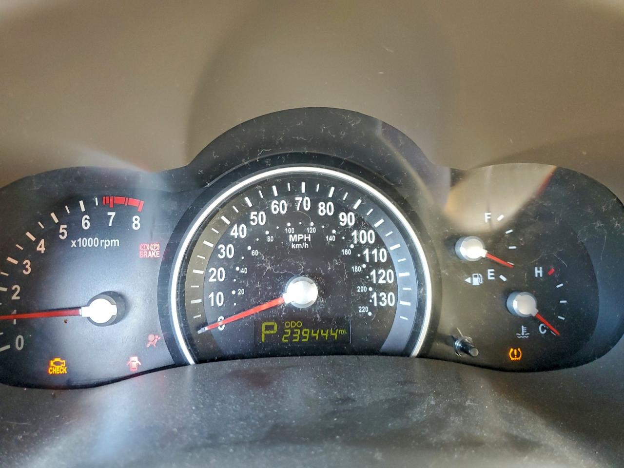 2011 KIA SEDONA LX photo 9