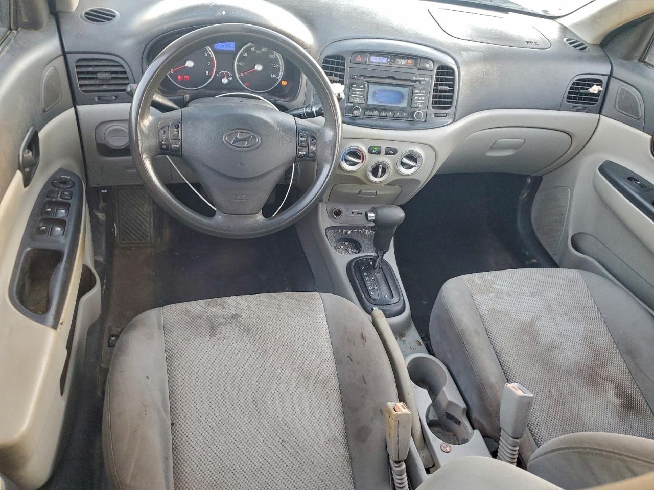 2011 HYUNDAI ACCENT GLS photo 15