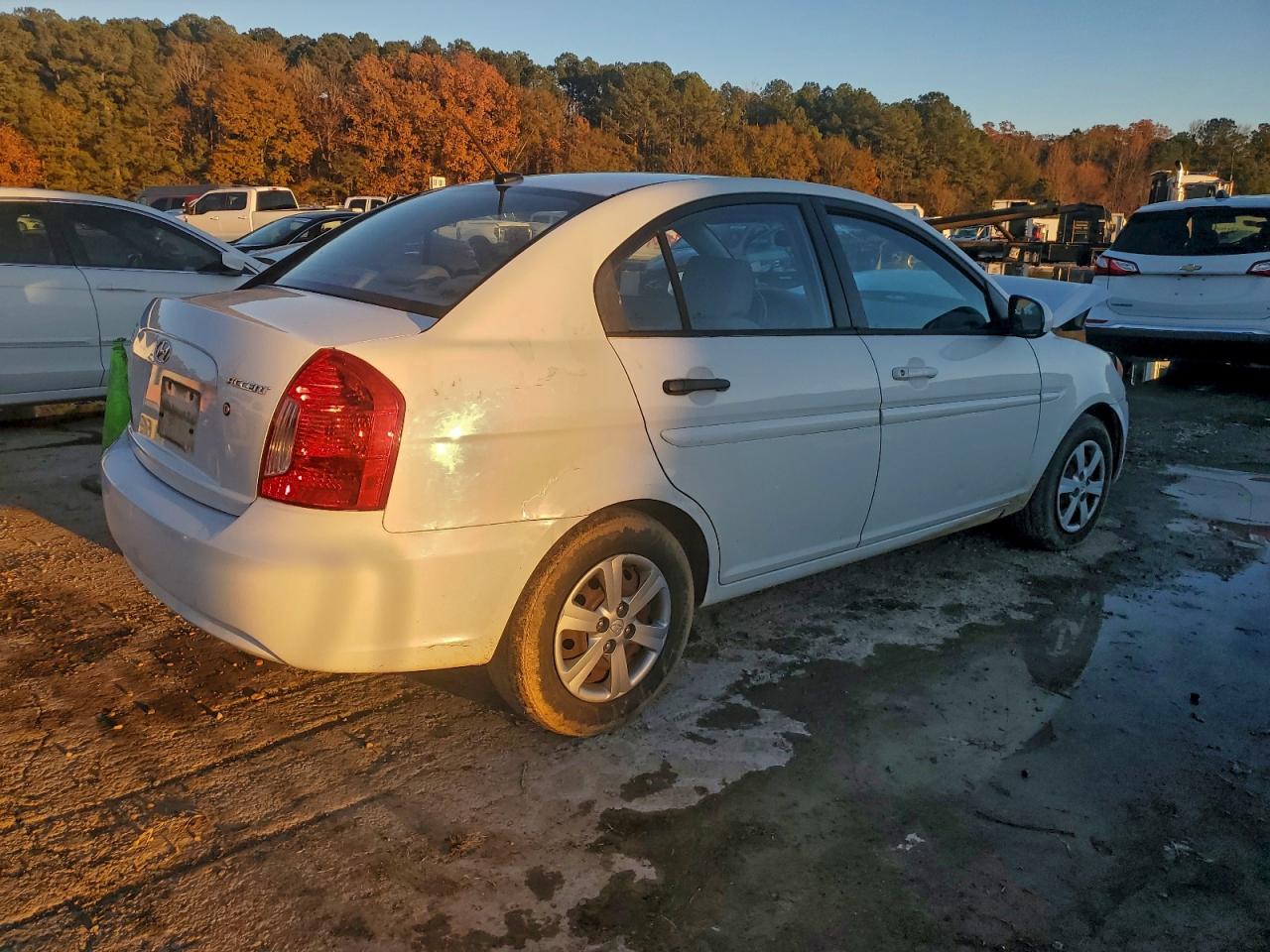 2011 HYUNDAI ACCENT GLS photo 5