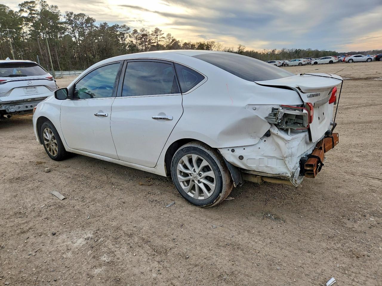 2019 NISSAN SENTRA S photo 3