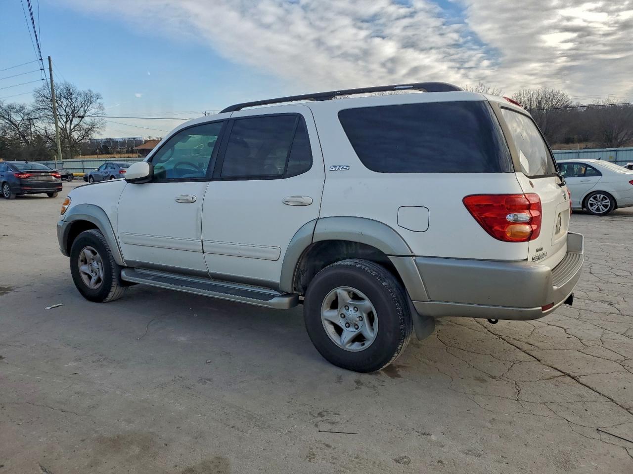 2002 TOYOTA SEQUOIA SR5 photo 3