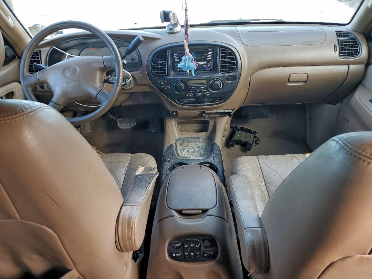 2002 TOYOTA SEQUOIA SR5 photo 15