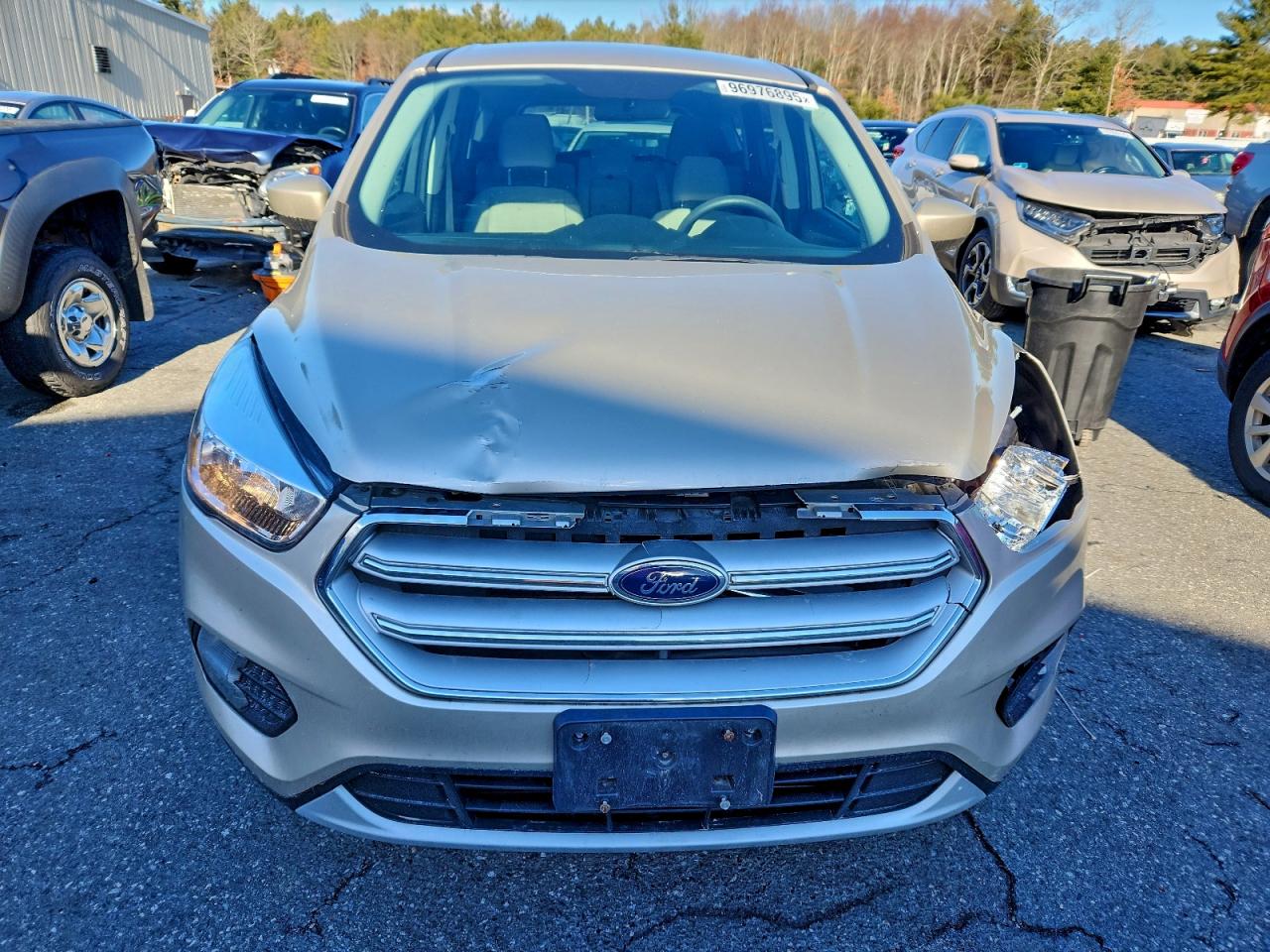 2017 FORD ESCAPE SE photo 5