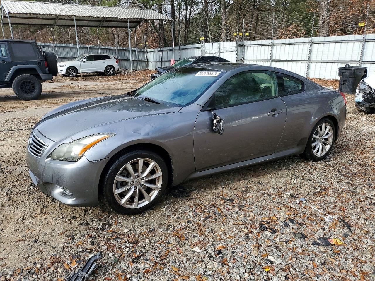 2012 INFINITI G37