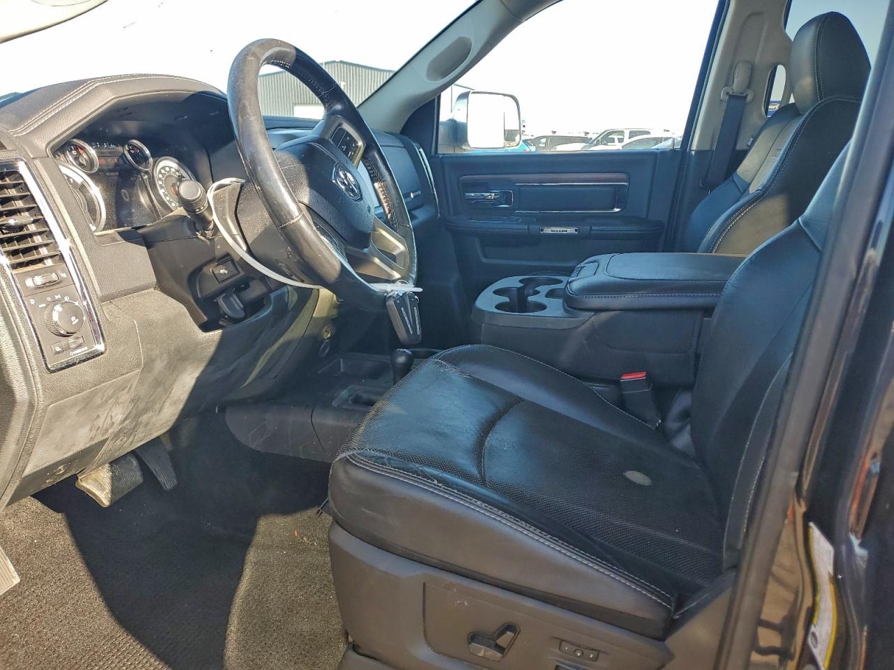 2016 RAM 2500 LARAMIE photo 7