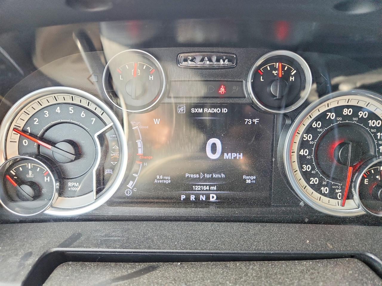 2016 RAM 2500 LARAMIE photo 9