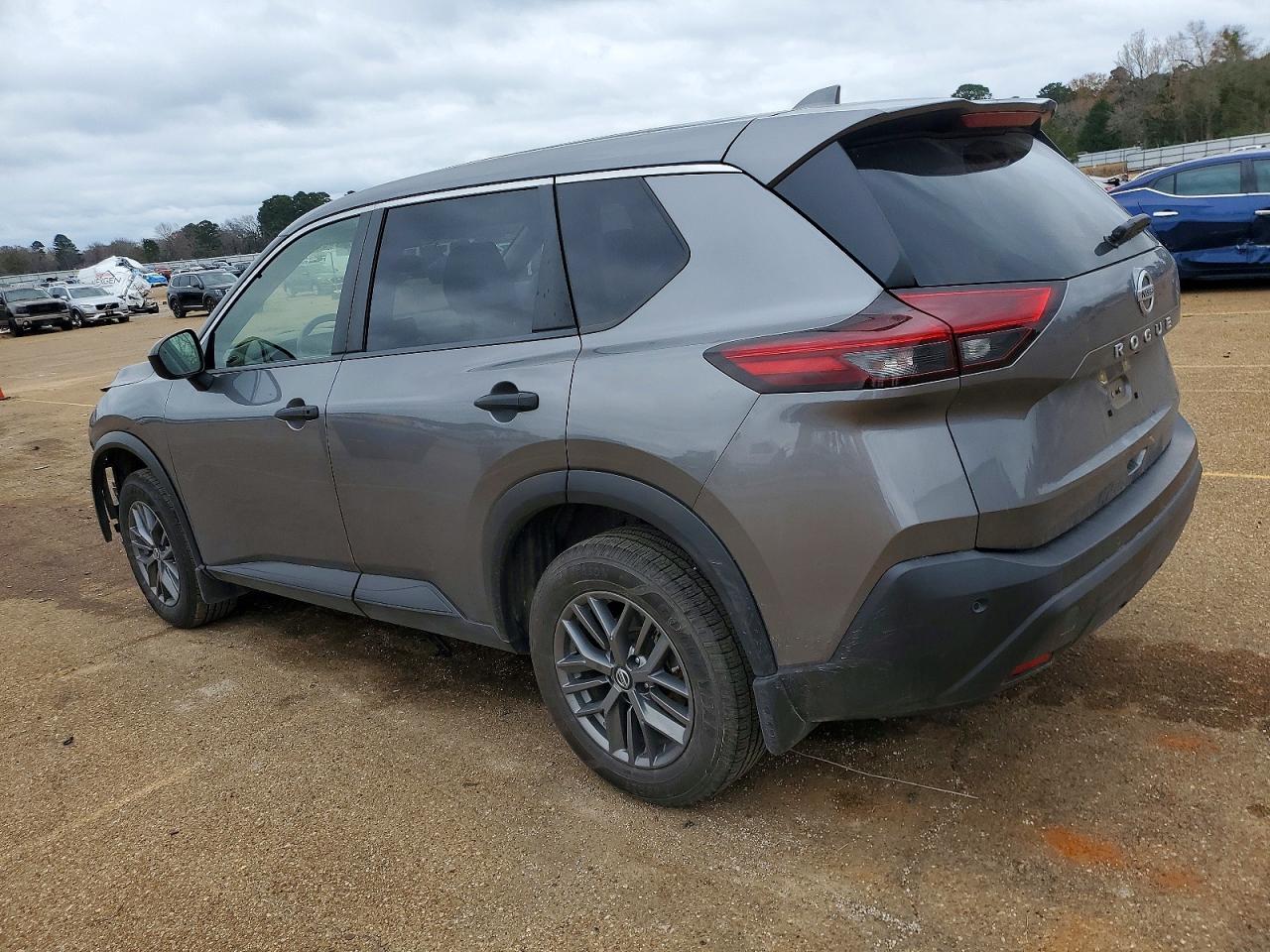 2021 NISSAN ROGUE S photo 3