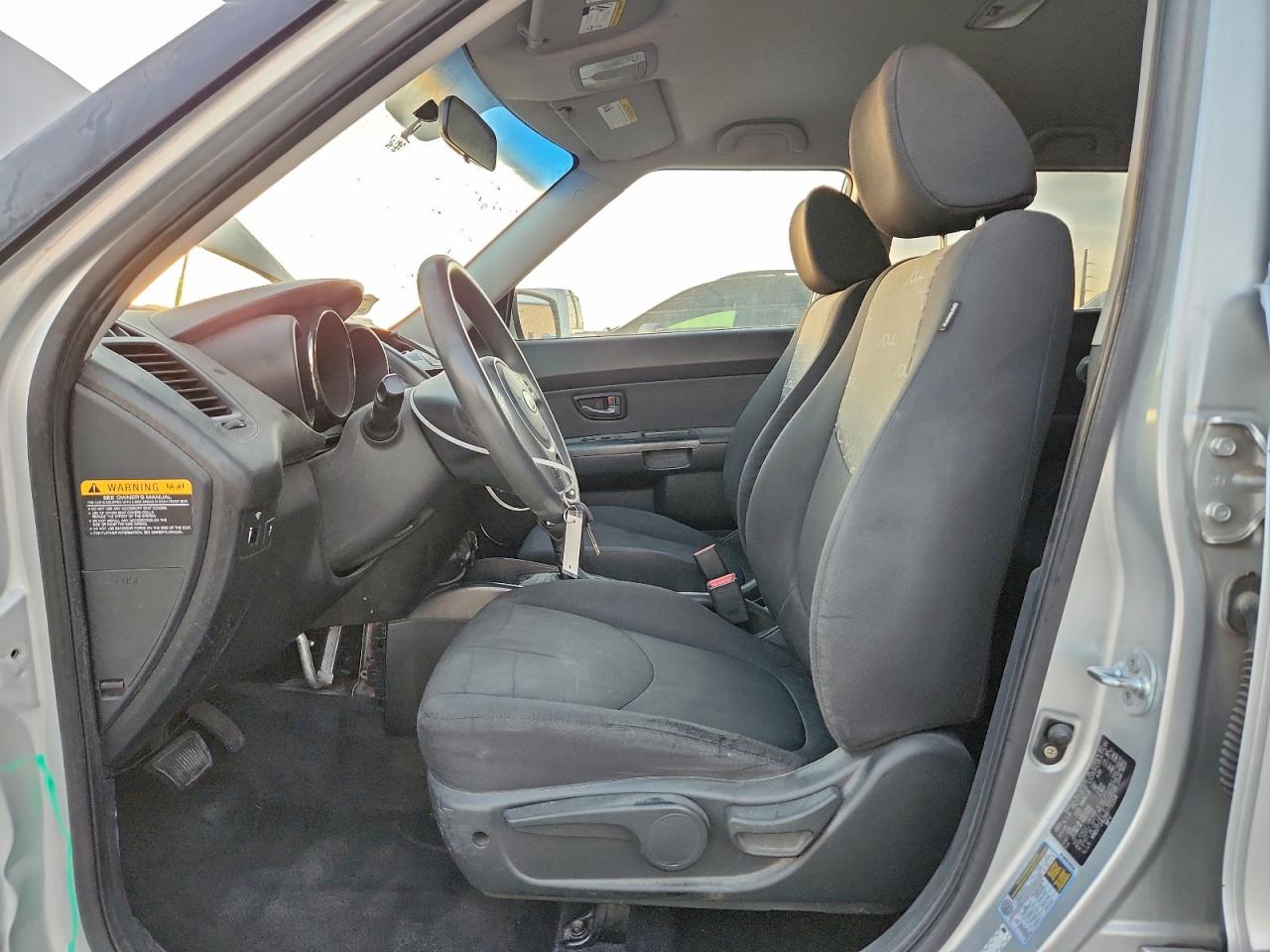 2011 KIA SOUL + photo 13