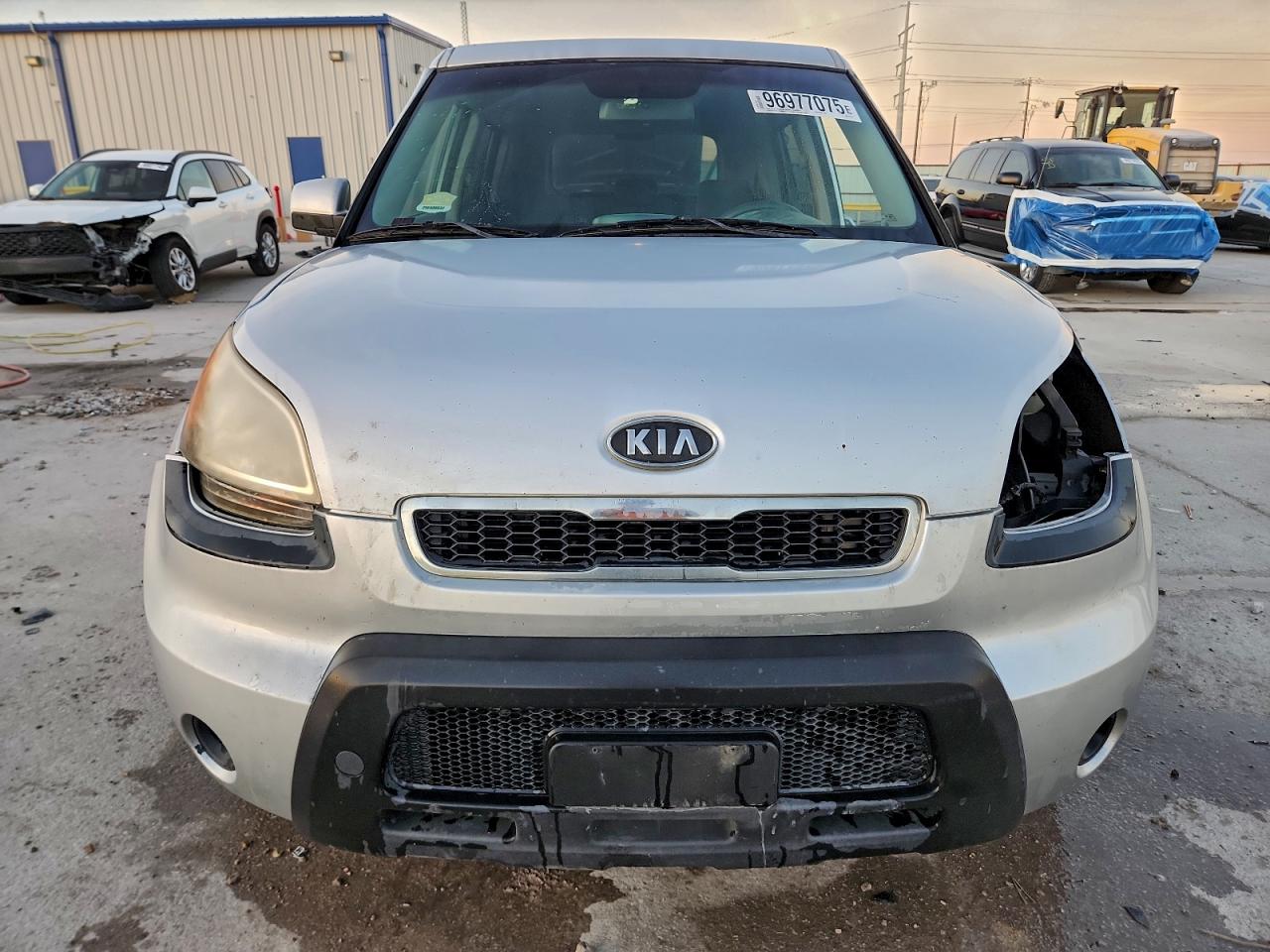 2011 KIA SOUL + photo 9