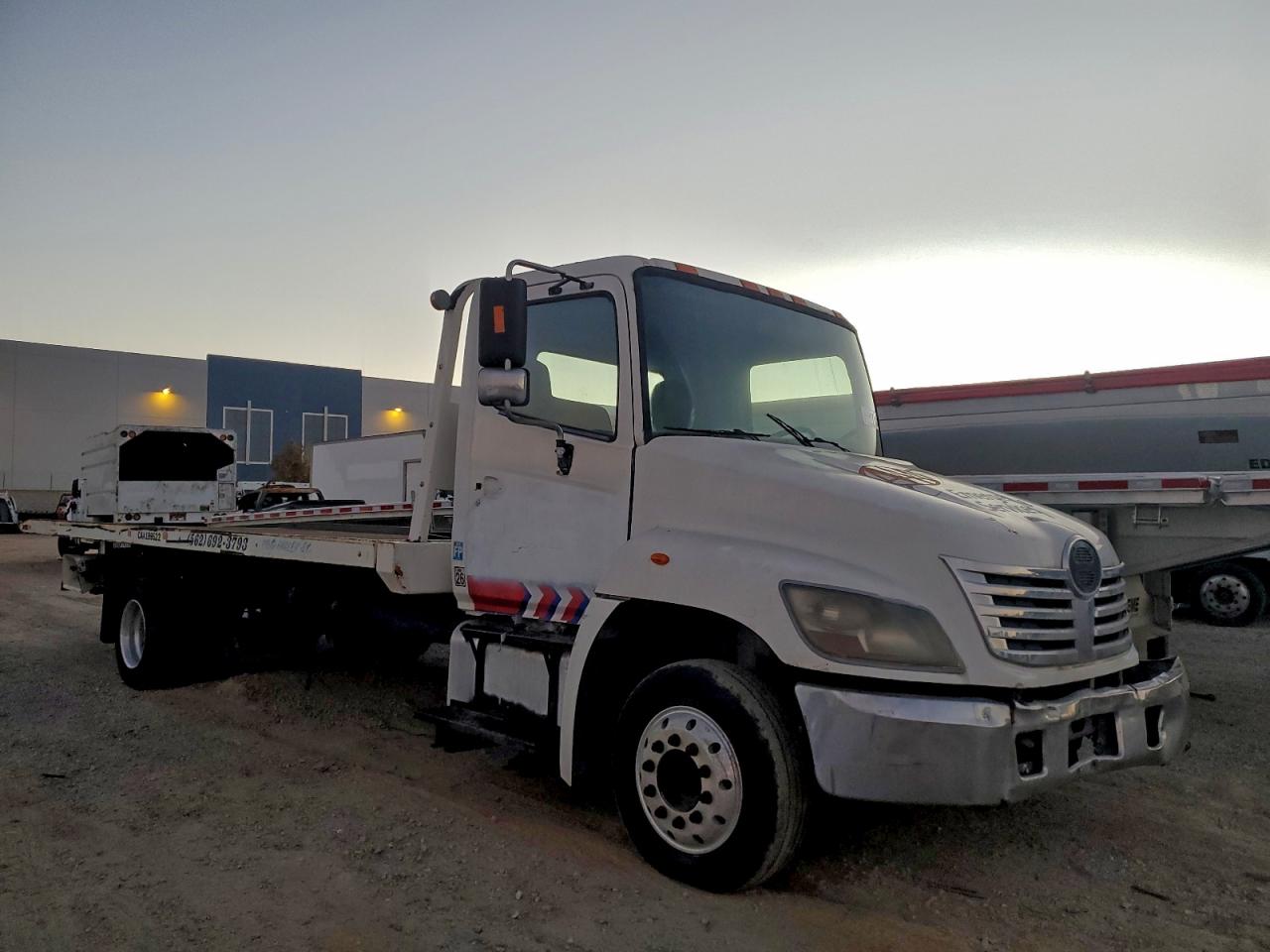 2010 HINO 258/268 ROLLBACK  TRUCK photo 4