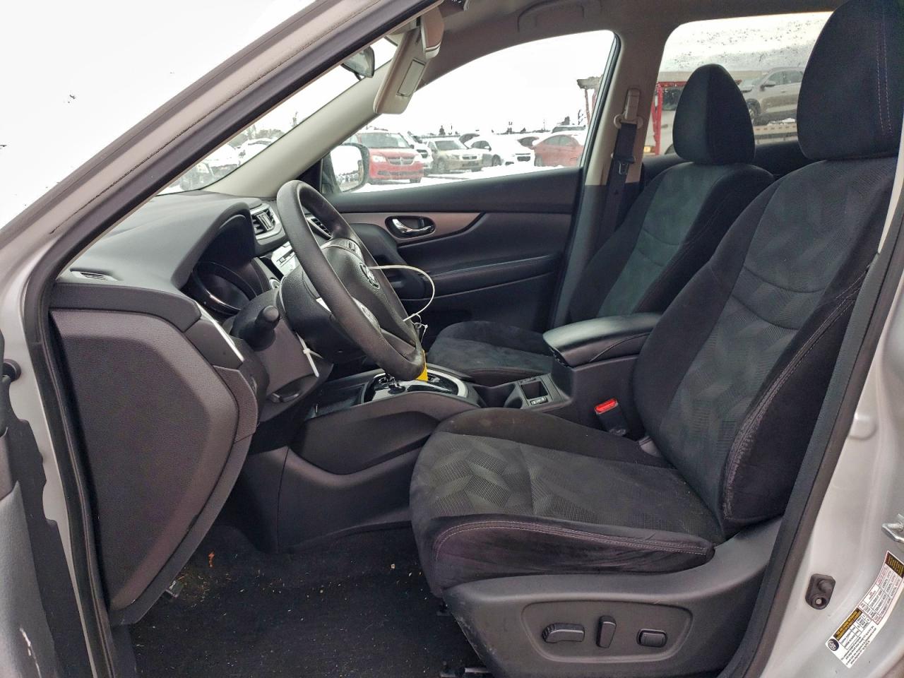 2016 NISSAN ROGUE S photo 7