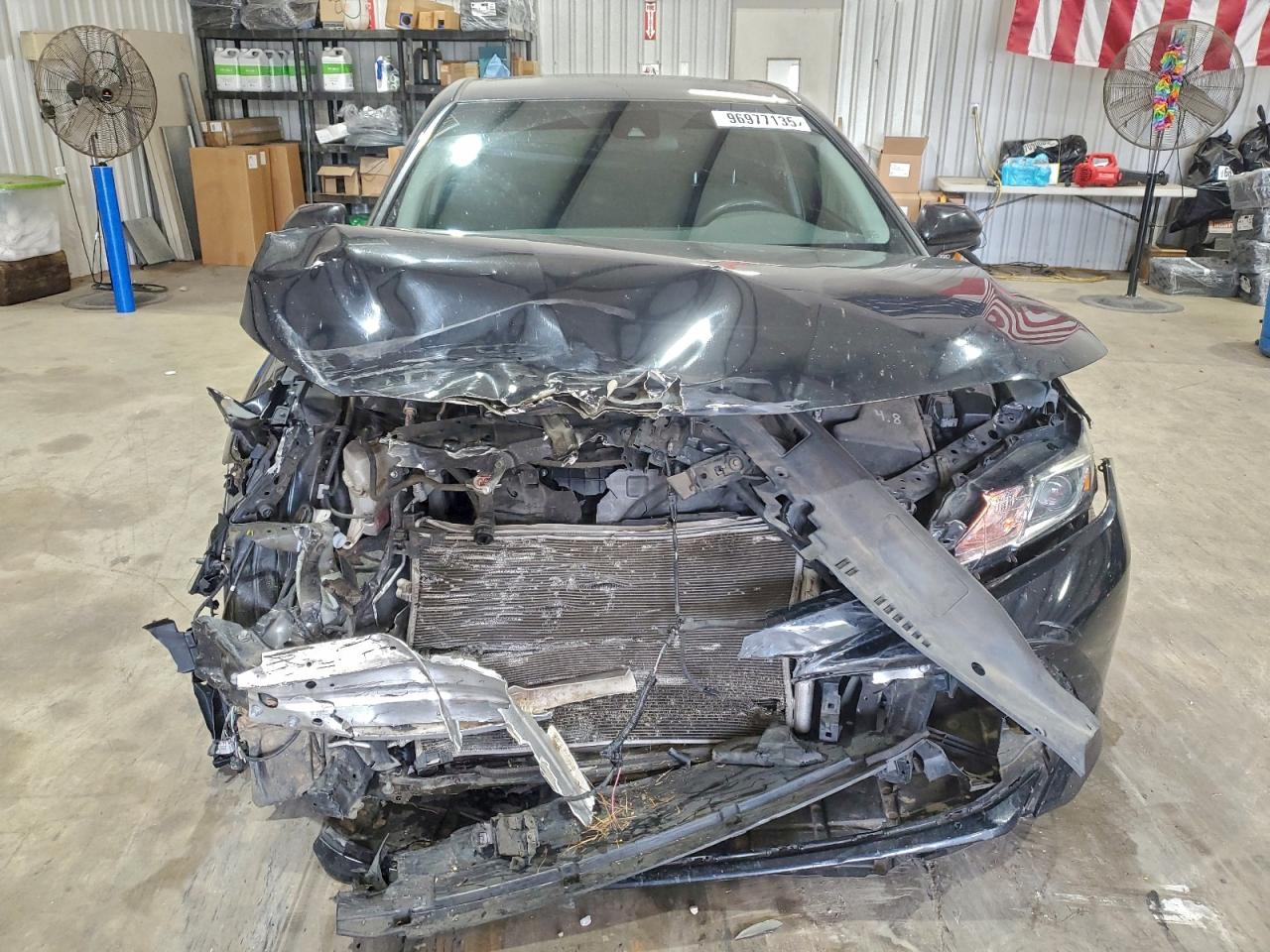 2020 TOYOTA CAMRY LE photo 5