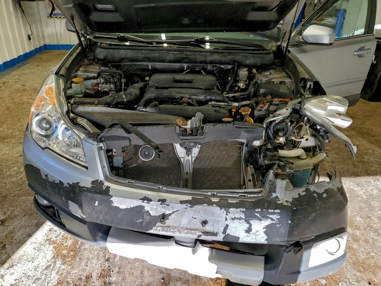 2012 SUBARU OUTBACK 2.5I LIMITED photo 23