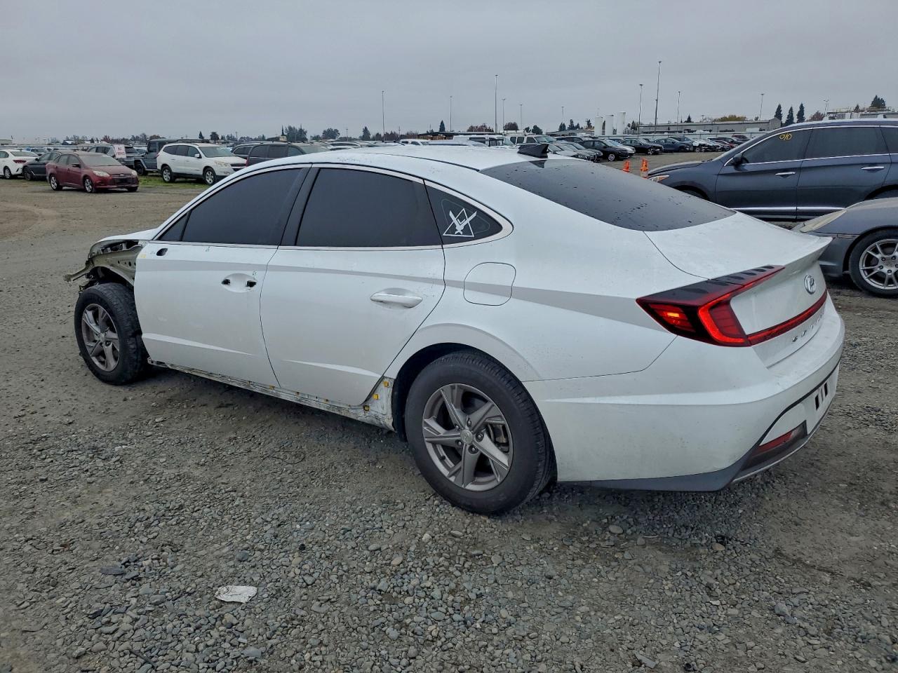 2020 HYUNDAI SONATA SE photo 2