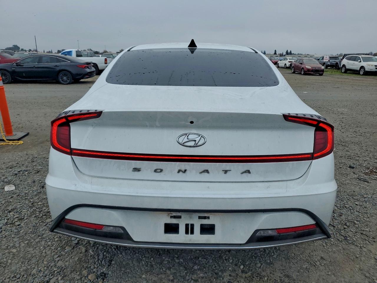 2020 HYUNDAI SONATA SE photo 6