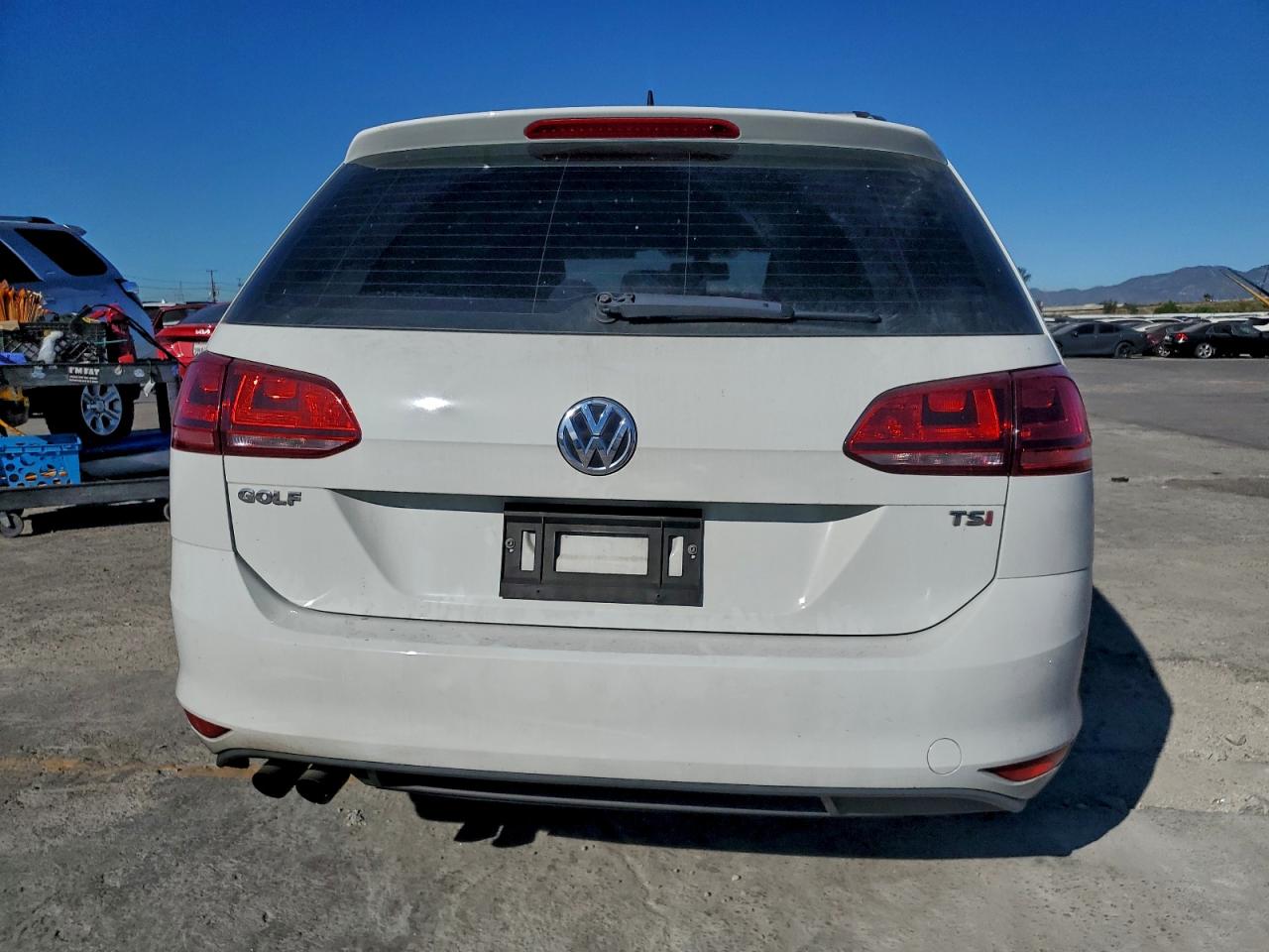 2015 VOLKSWAGEN GOLF SPORTWAGEN S photo 6