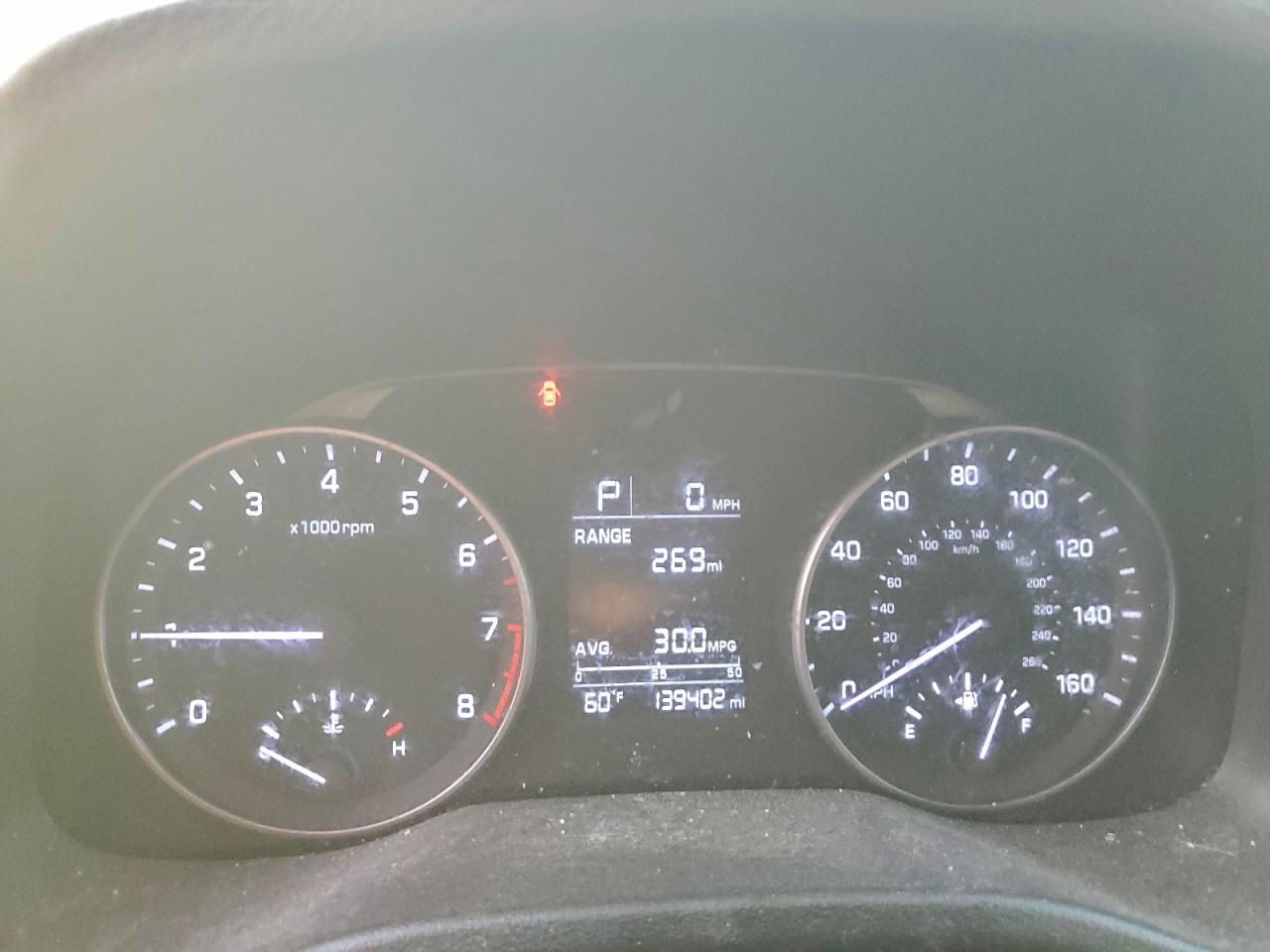 2017 HYUNDAI ELANTRA SE photo 9