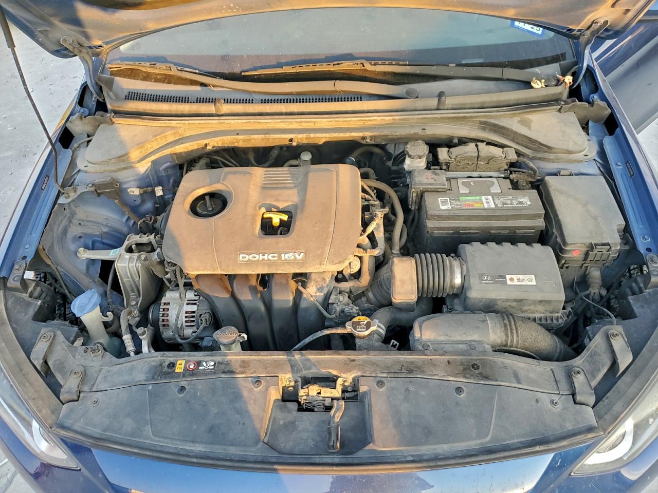 2017 HYUNDAI ELANTRA SE photo 11