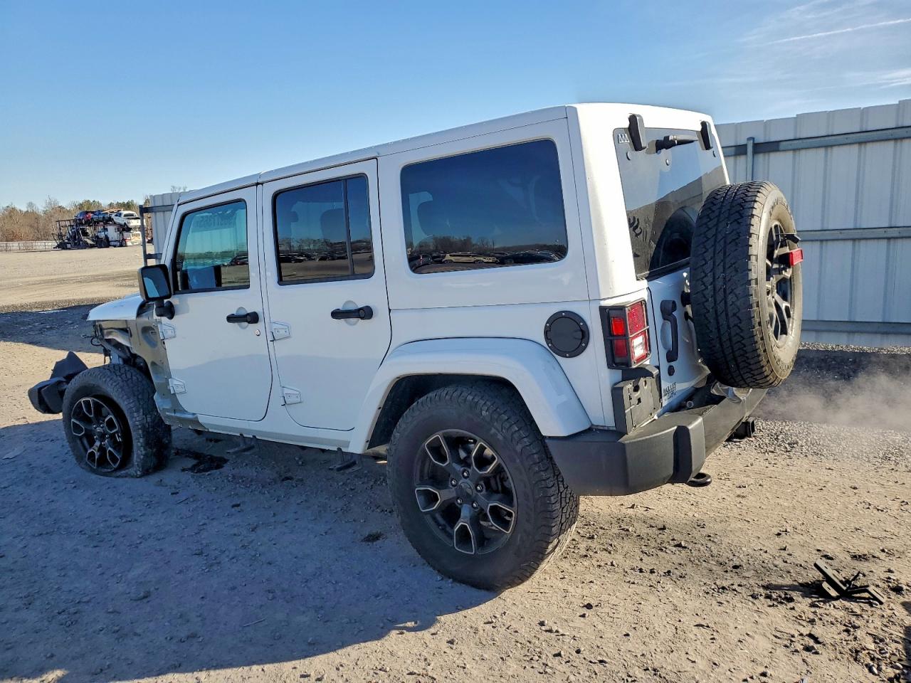 2018 JEEP WRANGLER UNLIMITED SAHARA photo 2