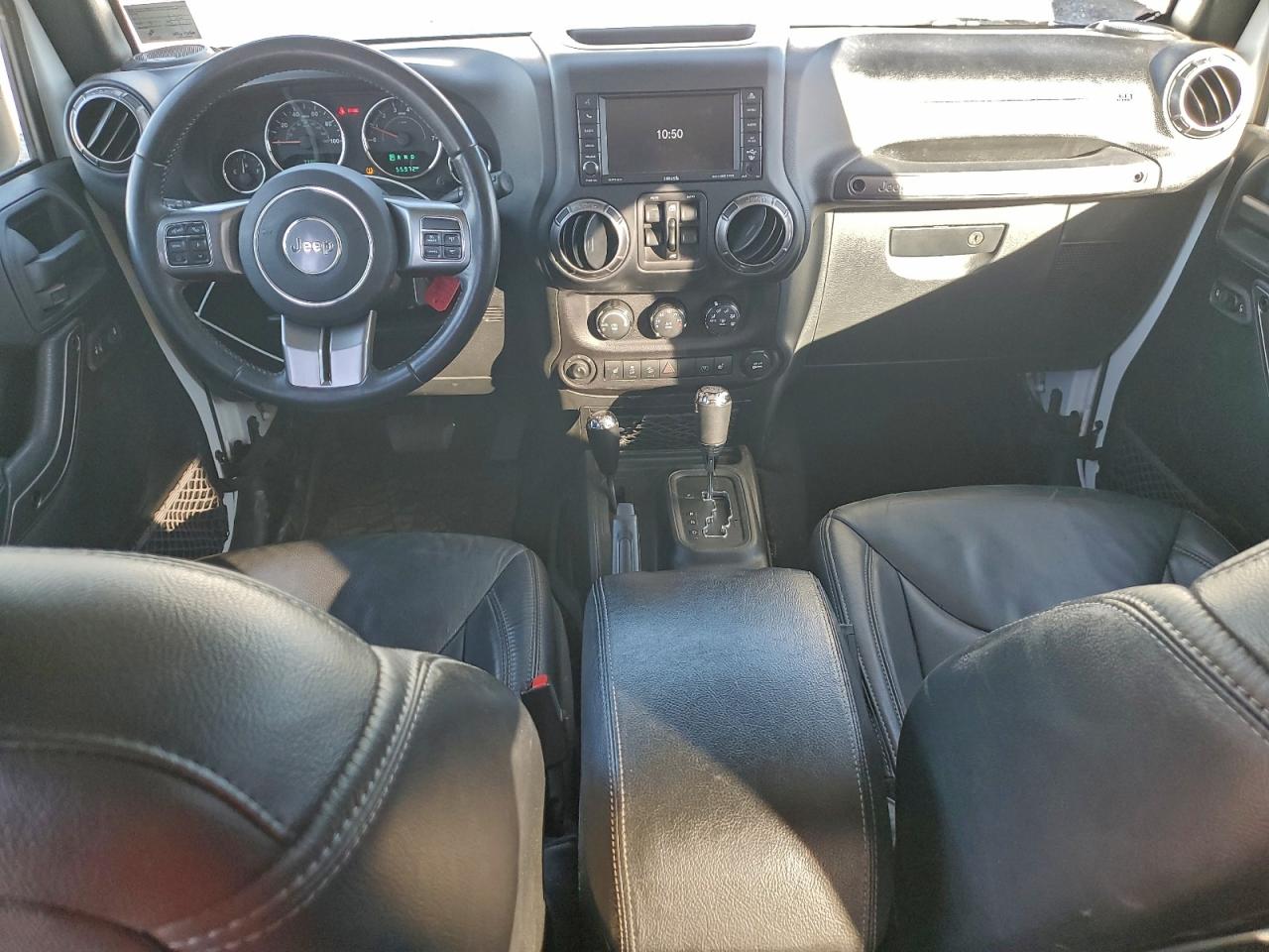 2018 JEEP WRANGLER UNLIMITED SAHARA photo 8