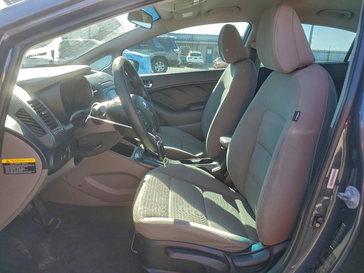 2015 KIA FORTE LX photo 13
