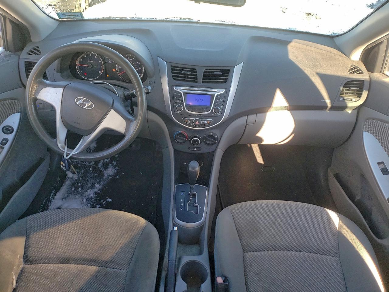 2012 HYUNDAI ACCENT GLS photo 8
